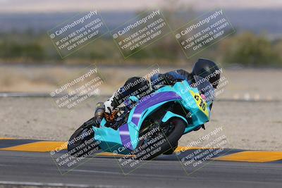 media/Oct-30-2022-CVMA (Sun) [[fb421c3cec]]/Race 6 500 Supersport-350 Supersport/